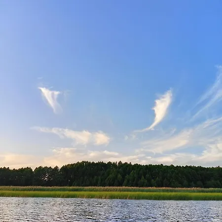 Nad Jeziorem/seehaus 1b Letowo (West Pomeranian)