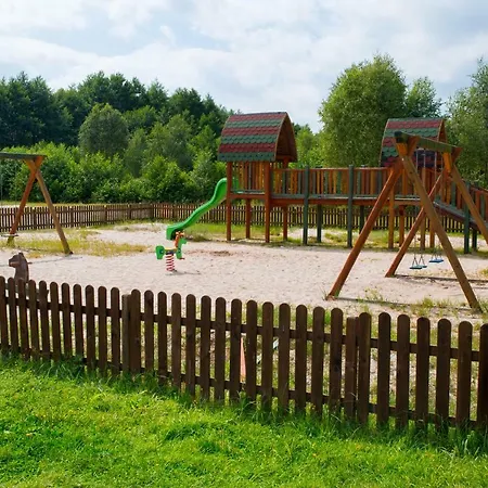 Nad Jeziorem/seehaus 1b Letowo (West Pomeranian)