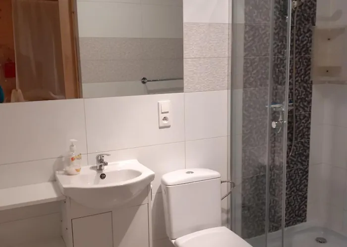 Деревянный коттедж Nad Jeziorem/seehaus 1b *