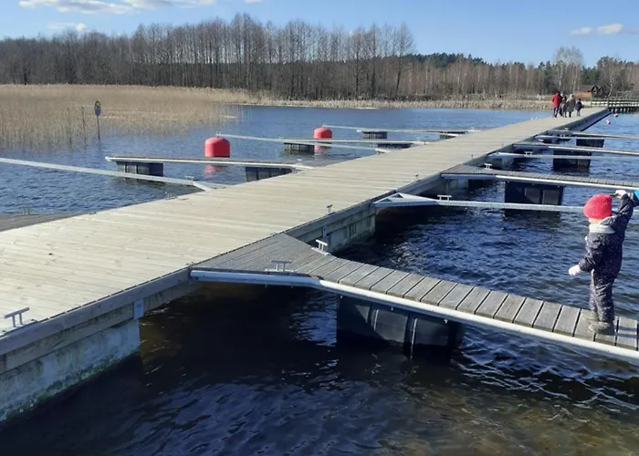 Nad Jeziorem/seehaus 1b Деревянный коттедж Letowo (West Pomeranian)